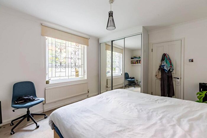 2 Bedroom Flat For Sale In Campbell Road, Bow, London, E3
