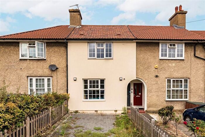 2 Bedroom Terraced House To Rent In Lamerock Road, Bromley, BR1