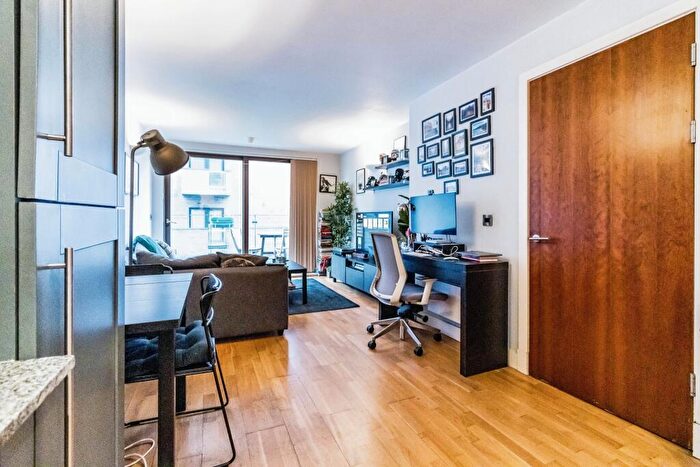 1 Bedroom Apartment For Sale In Isaac Way, Ancoats, Manchester, M4