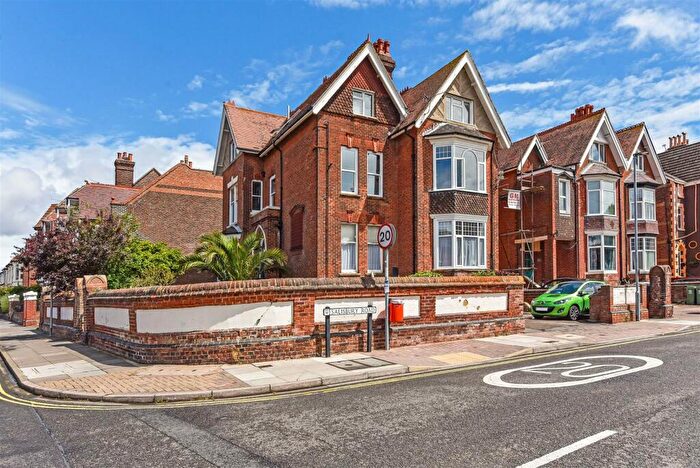 2 Bedroom Apartment To Rent In Festing Road, Southsea, PO4
