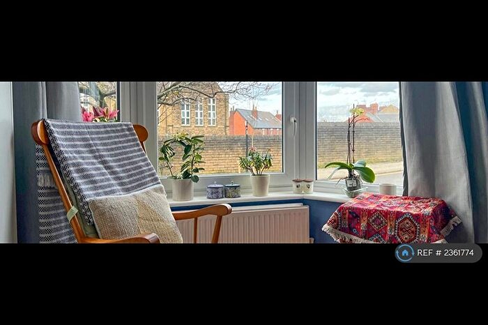 2 Bedroom Flat To Rent In Endcliffe, Sheffield, S11