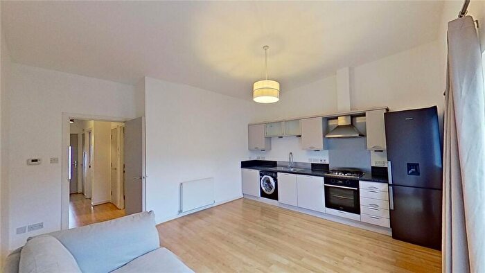 1 Bedroom Flat To Rent In Salamander Court, Edinburgh, Midlothian, EH6