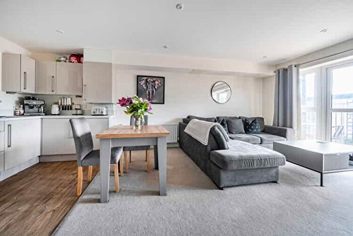 2 Bedroom Flat For Sale In Shapiro House, Stevenage, Hertfordshire, SG1
