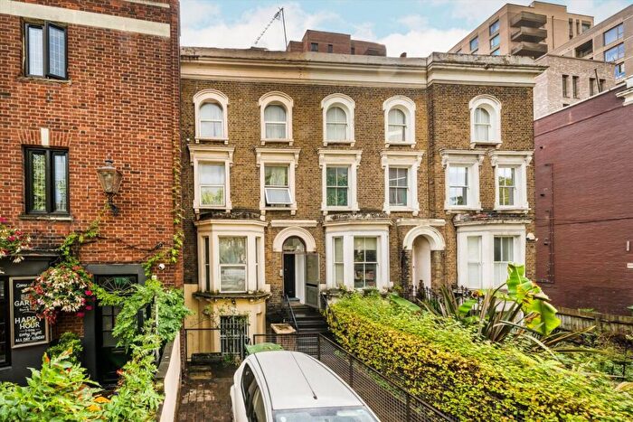 1 Bedroom Flat To Rent In Kennington Lane, Kennington, SE11