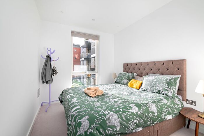 1 Bedroom Flat To Rent In Fisherton Street, London, NW8