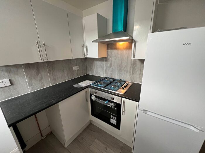 2 Bedroom Semi Detached House To Rent In Herbert Road, Ground Floor, Southall, UB1