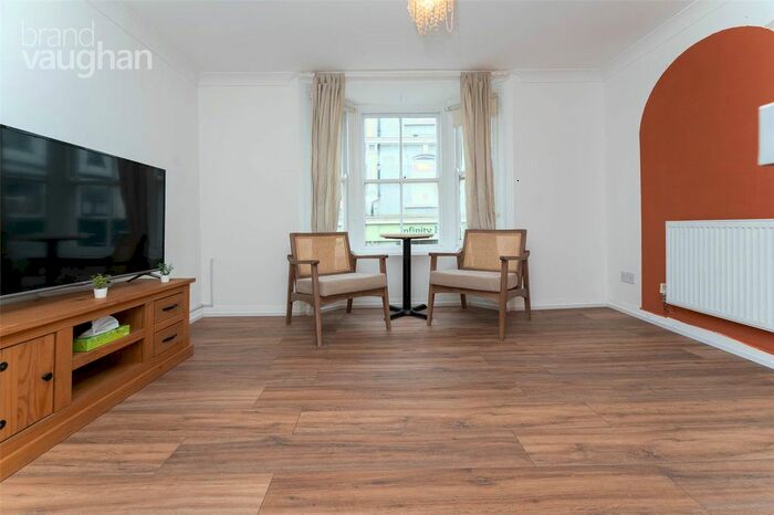 2 Bedroom Flat To Rent In North Road, Brighton, East Sussex, BN1