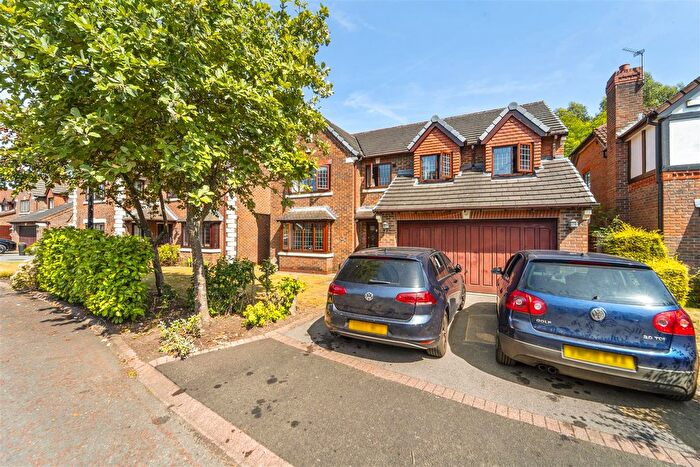 5 Bedroom Detached House For Sale In Sherbrooke Close, Sale, M33