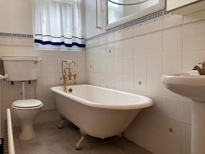 1 Bedroom Flat To Rent In Comely Bank Row, Edinburgh, EH4
