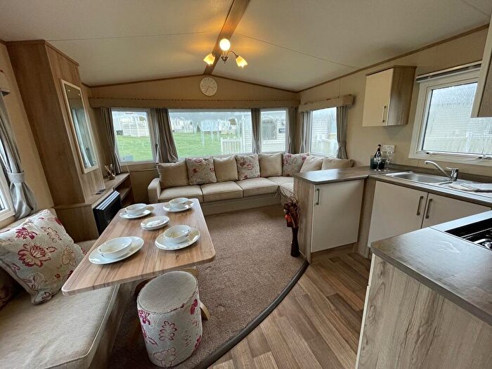 2 Bedroom Caravan For Sale In Trefach Holiday Park, SA66