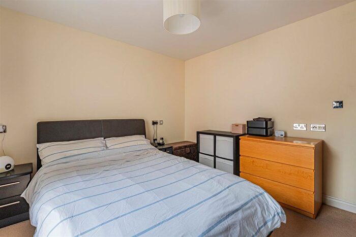 1 Bedroom Flat For Sale In Clive Road, Canton, Cardiff, CF5