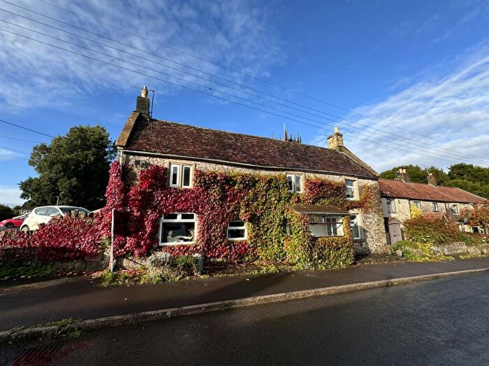 4 Bedroom Detached House For Sale In Leigh Street, Leigh Upon Mendip, BA3