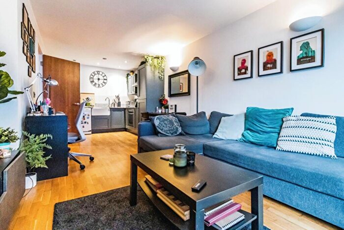 1 Bedroom Apartment For Sale In Isaac Way, Ancoats, Manchester, M4