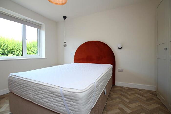 1 Bedroom Semi-Detached House To Rent In Oldbury Court Road - Fishponds, BS16