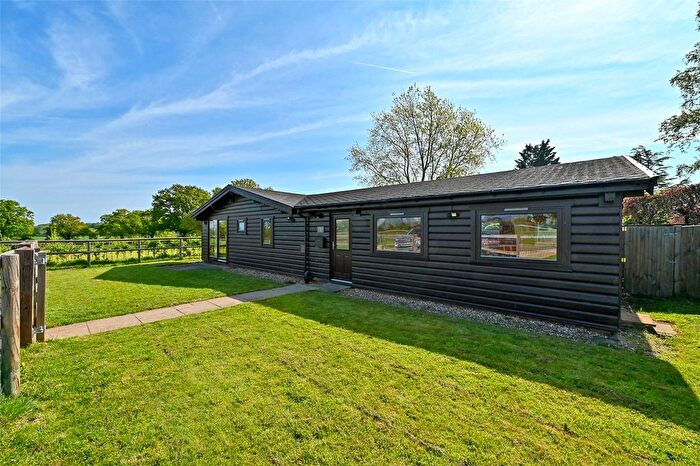 3 Bedroom Detached House To Rent In Beech Hill Road, Spencers Wood, Reading, Berkshire, RG7