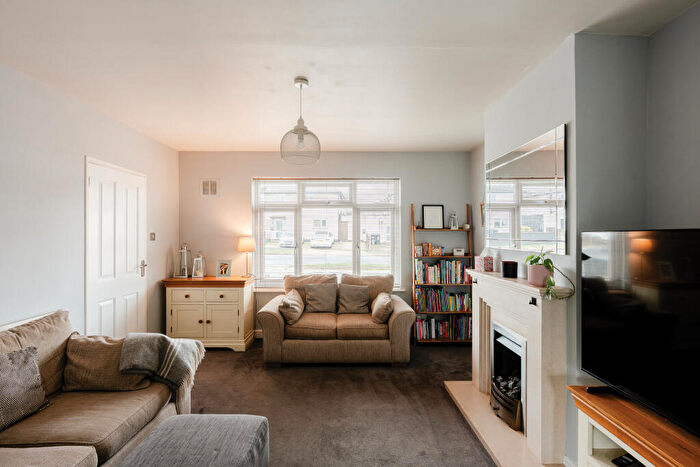 3 Bedroom Semi Detached House For Sale In Knole Lane, Brentry, Bristol, BS10