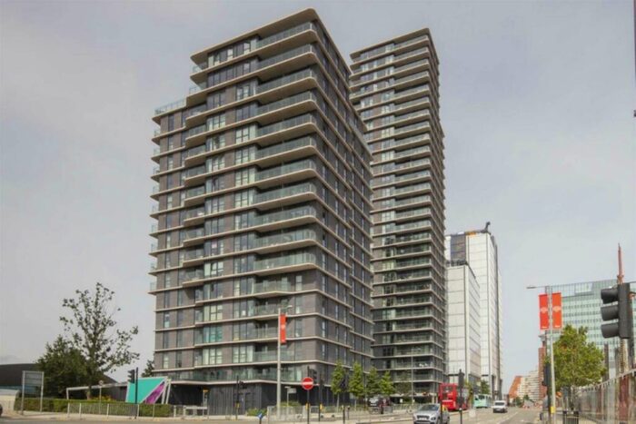 2 Bedroom Flat To Rent In Lantana Heights, Glasshouse Gardens, Stratford E, London, E20