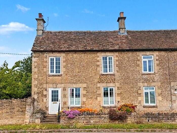 3 Bedroom Semi-Detached House For Sale In Stamford Road, Easton On The Hill, PE9