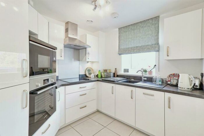 1 Bedroom Apartment For Sale In Miami House, Princes Road, Chelmsford, Essex, CM2