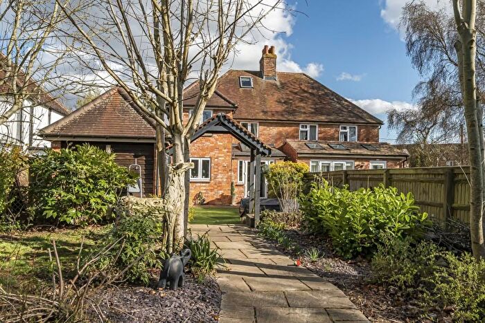 4 Bedroom Semi-Detached House For Sale In Garsington, Oxfordshire, OX44