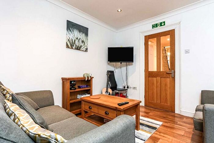 1 Bedroom House To Rent In Furzehill Road, Plymouth, Devon, PL4