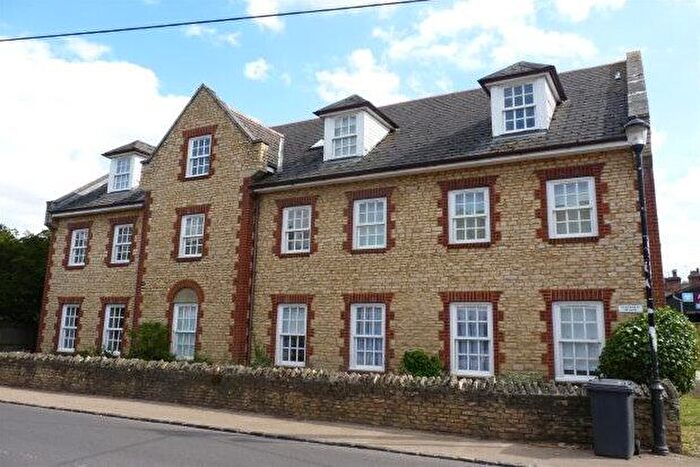 2 Bedroom Flat To Rent In High Street, Bedford, MK43