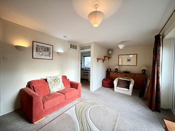 1 Bedroom Flat To Rent In Wake Green Park, Moseley, Birmingham, B13