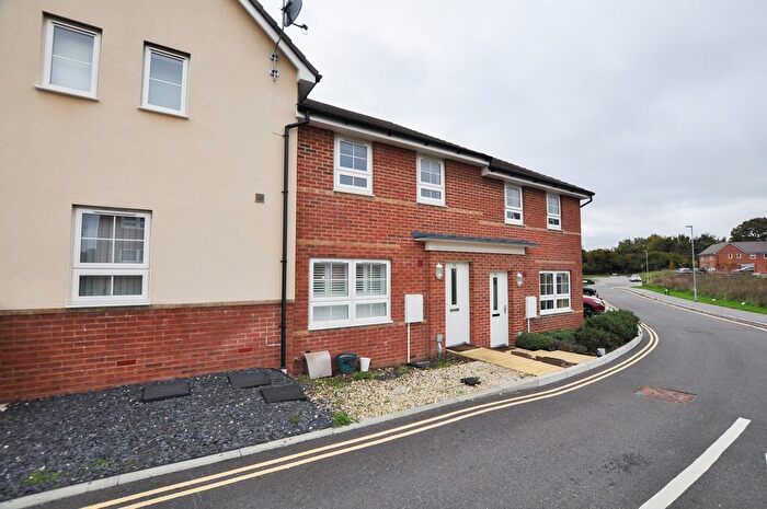 3 Bedroom Terraced House To Rent In Isabella Street, Bearwood, Bournemouth, BH11