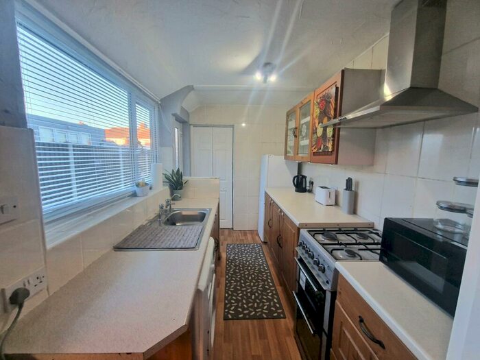 3 Bedroom Terraced House To Rent In Foljambe Crescent, Rossington, DN11