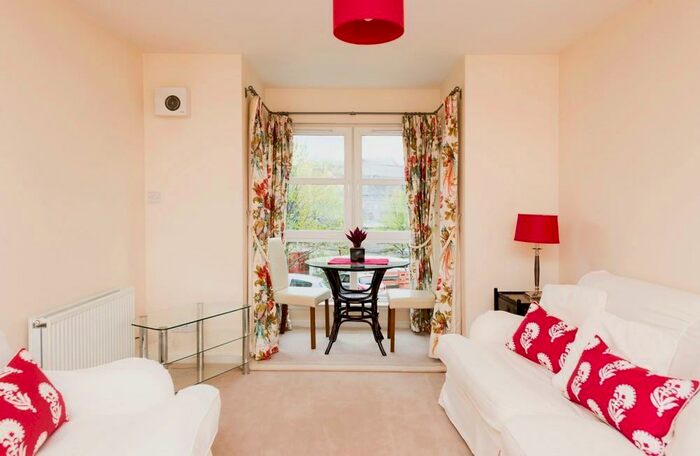 2 Bedroom Flat To Rent In Bothwell Road, Second Floor, AB24