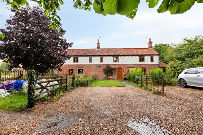 2 Bedroom Terraced House For Sale In Lovingly Restored Period Cottage In Tranquil Sustead, NR11