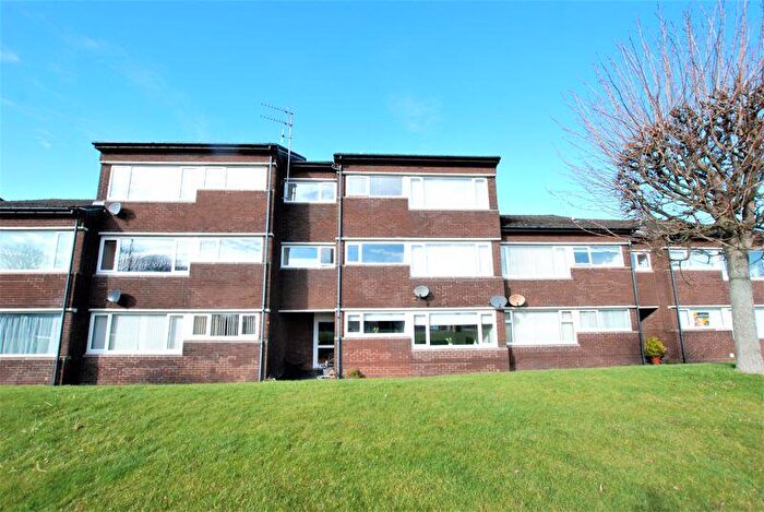 2 Bedroom Flat To Rent In Dunsgreen Court, Ponteland, NE20