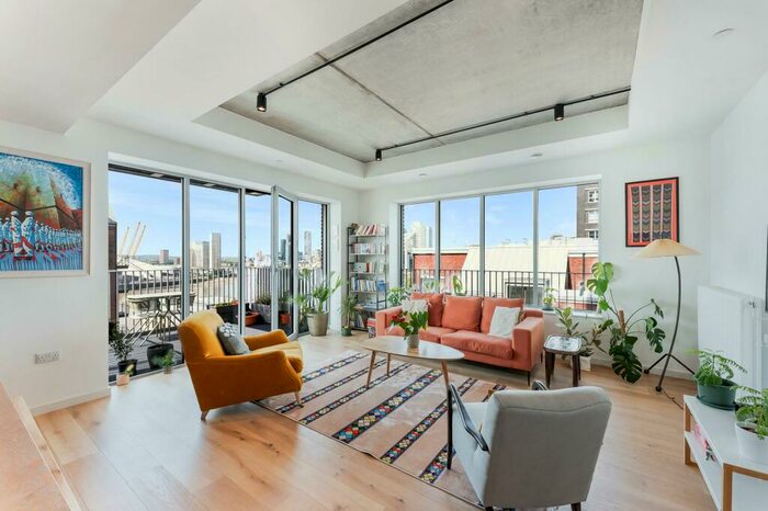 2 Bedroom Apartment To Rent In Rendel House, Goodluck Hope, London, E14