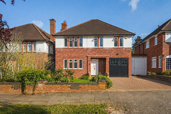 4 Bedroom Detached House For Sale In Amery Road, Harrow, HA1
