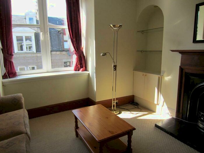 1 Bedroom Flat To Rent In Wallfield Crescent, Aberdeen, AB25