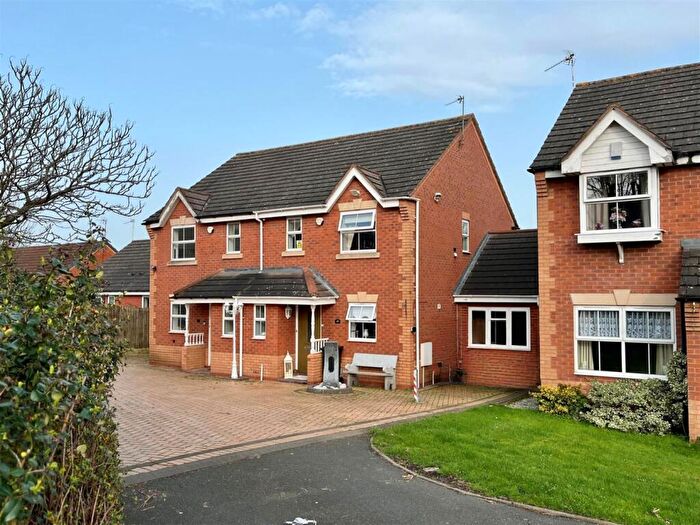 4 Bedroom Semi Detached House For Sale In Pype Hayes Road, Erdington, Birmingham, B24