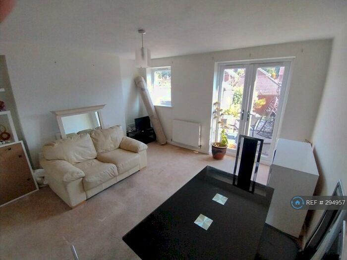 3 Bedroom Terraced House To Rent In Baird Parker Drive, Carlton, Nottingham, NG4