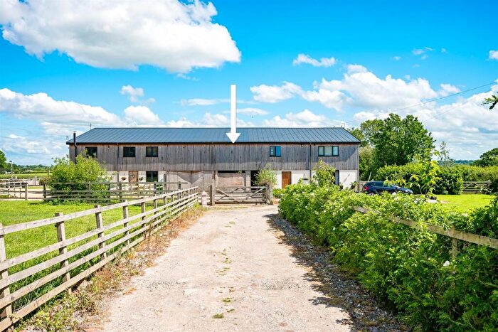 4 Bedroom Barn Conversion For Sale In Crewood Common Road, Crowton, Northwich, CW8