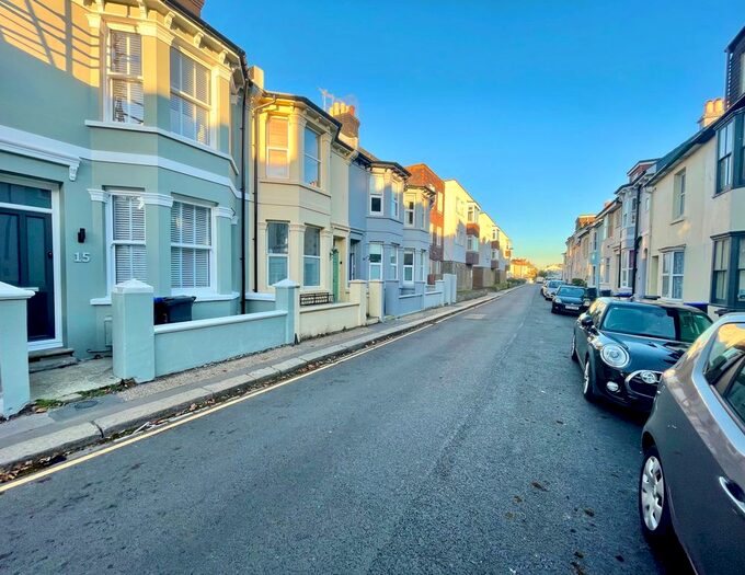 3 Bedroom Terraced House To Rent In New Road, Shoreham-By-Sea BN43