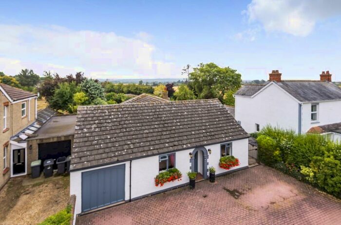 4 Bedroom Detached House For Sale In The Cherry Tree, Wootton Green, MK43
