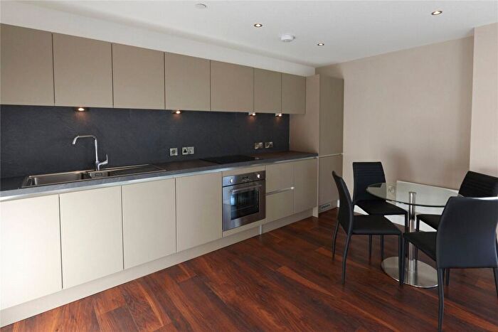 2 Bedroom Apartment To Rent In Greengate New Bridge Street Salford, M3