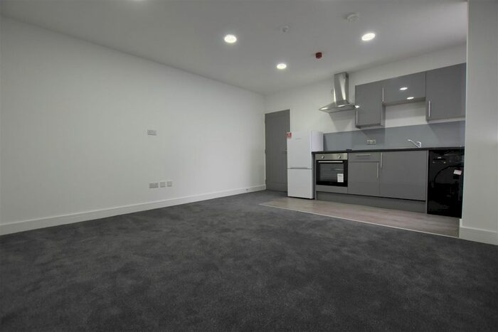 1 Bedroom Flat To Rent In St. Georges Retail Park, St. Georges Way, Leicester, LE1