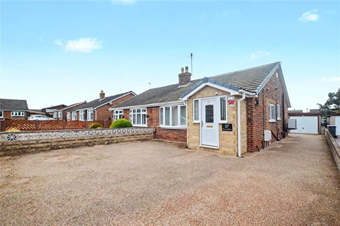2 Bedroom Bungalow For Sale In High Ridge Avenue, Rothwell, Leeds, West Yorkshire, LS26