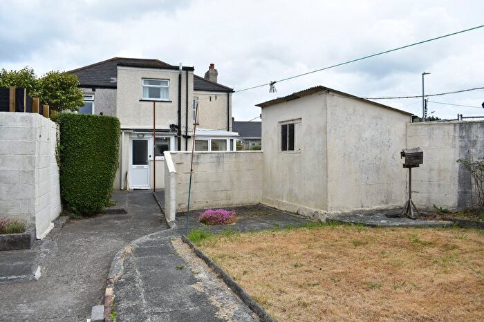 3 Bedroom Semi-Detached House For Sale In Lower Broad Lane, Redruth, Cornwall, TR15