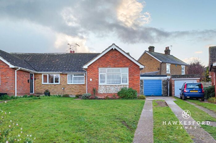 2 Bedroom Semi-Detached Bungalow For Sale In Warwick Crescent, Sittingbourne, ME10