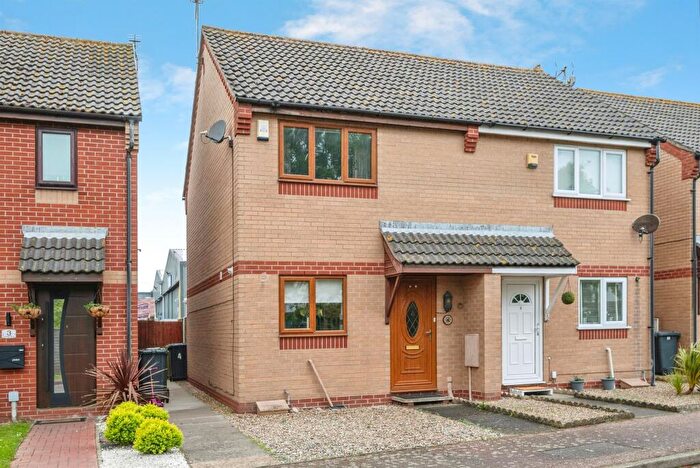 2 Bedroom Semi-Detached House For Sale In Admirals Quay, Great Yarmouth, NR31