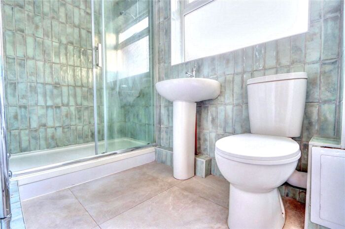 2 Bedroom Flat To Rent In Hawthorn Street, Newcastle Upon Tyne, Tyne And Wear, NE15