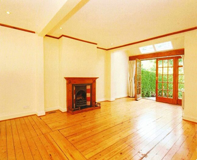 4 Bedroom Terraced House To Rent In Corringway, Hampstead Garden Suburb, NW11
