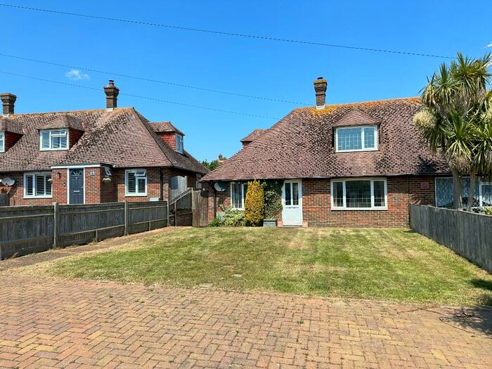 3 Bedroom Semi-Detached House To Rent In Northdown Road, Newhaven, East Sussex, BN9