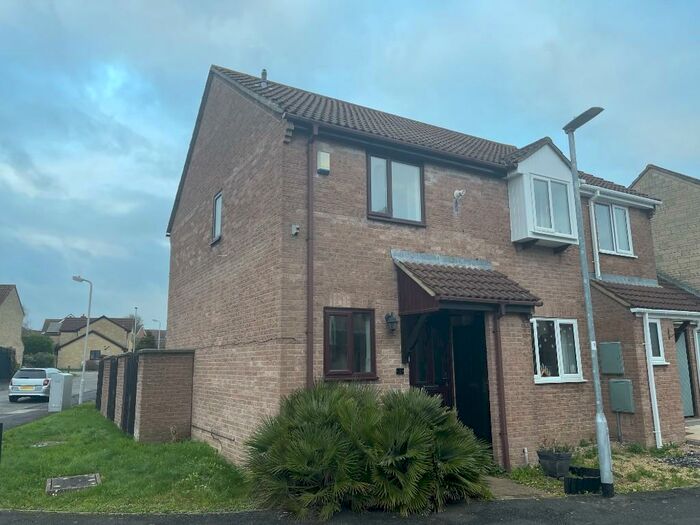 2 Bedroom Semi-Detached House To Rent In Somerton Gardens, Frome, Somerset, BA11